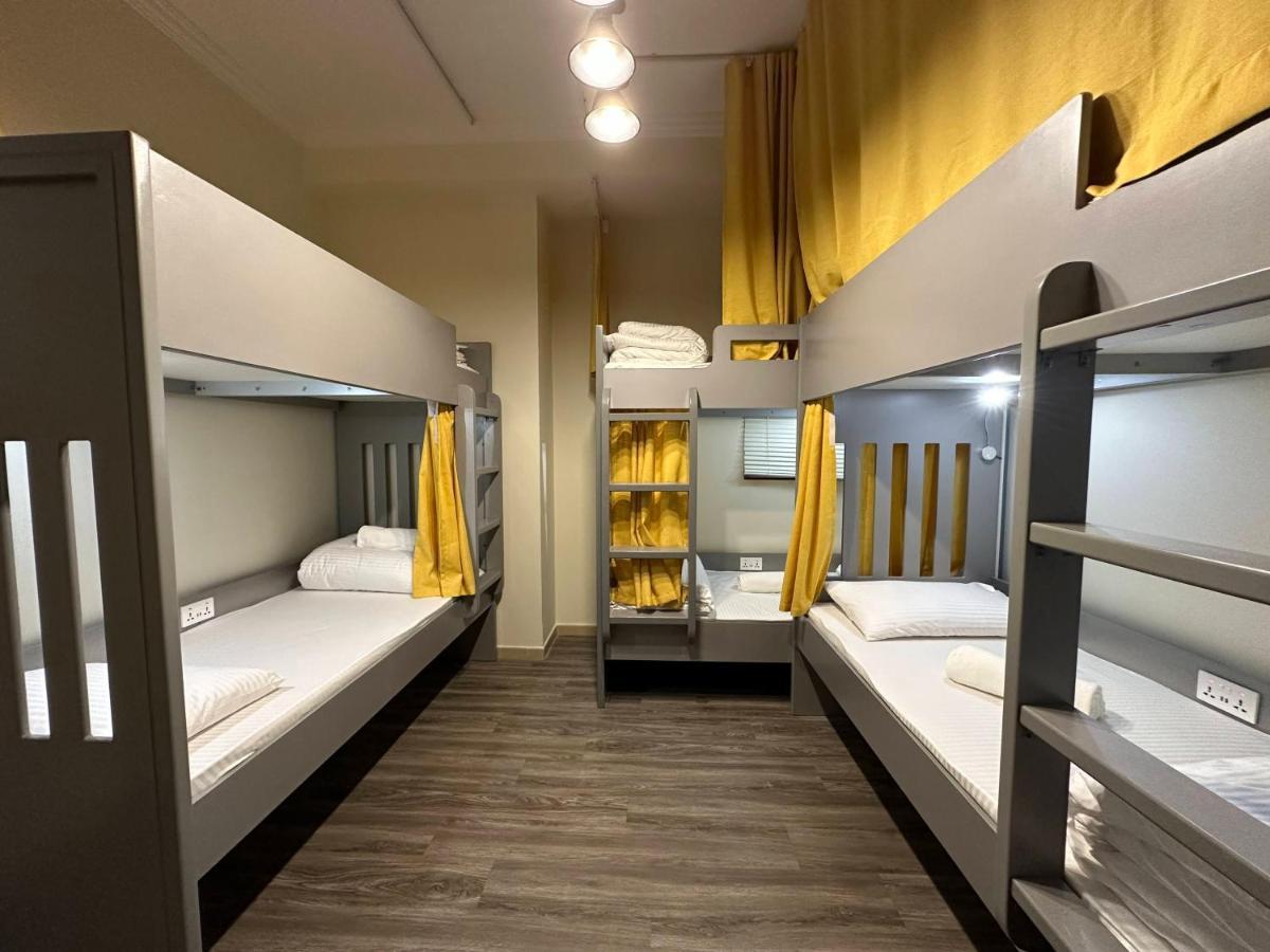 Hostel Business Backpackers JBR  Dubai Exterior foto