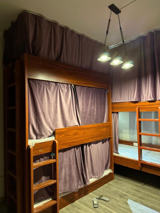 Hostel Business Backpackers JBR  Dubai Exterior foto