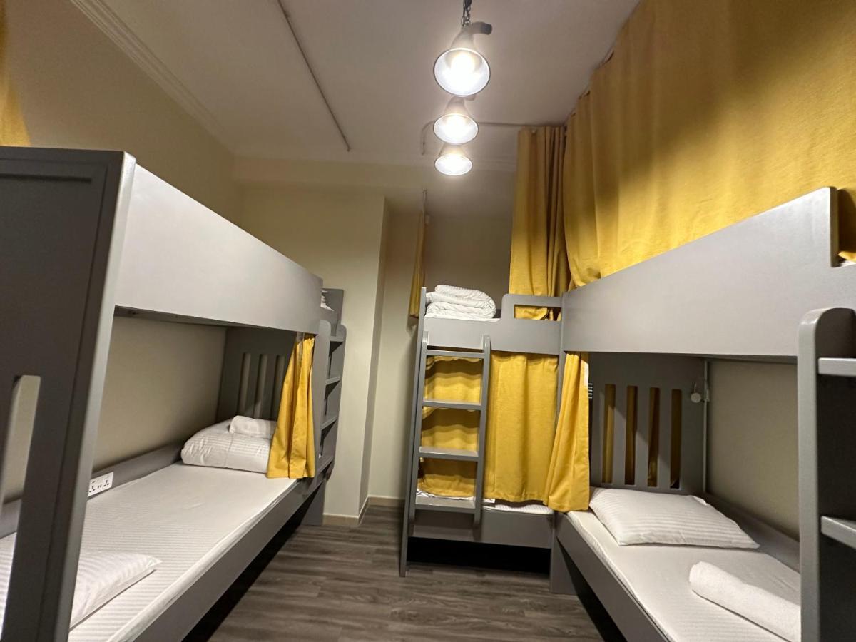 Hostel Business Backpackers JBR  Dubai Exterior foto